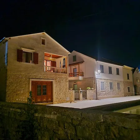 Vetus Pontem * Vrboska